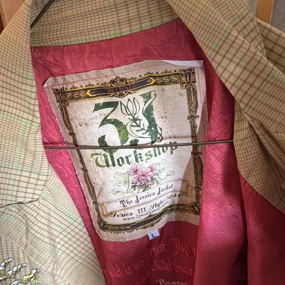 Johnny Was Beige Floral Embroidered Blazer - Picture 7 of 8